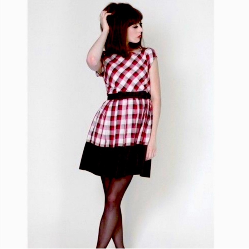 Dear Creatures Gillian Dress in Red Black and White Christmas Plaid A line, sz S